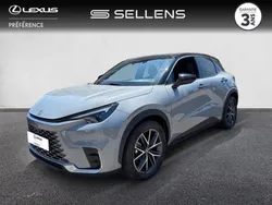 Noir Nouvelle 2025 Lexus LBX SUV | 36 900 € (Prix juste)