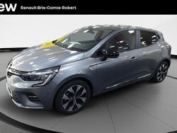 Gris Utilisé 2023 Renault Clio V Evolution Citadine | 14 380 € (Prix juste)