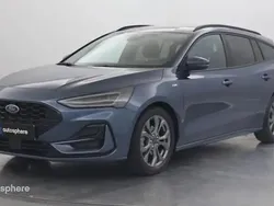 Noir Utilisé 2023 Ford Focus ST-Line Break | 23 999 € (Prix juste)