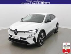Blanc Utilisé 2024 Renault Mégane Techno Berline | 27 900 € (Prix juste)