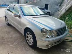 Utilisé 2004 Mercedes C200 Berline | 7 000 €