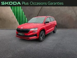 Rouge Utilisé 2024 Skoda Karoq SportLine SUV | 32 484 € (Prix juste)