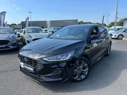 Noir Utilisé 2024 Ford Focus ST-Line X | 23 790 € (Prix juste)