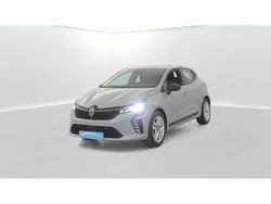 Gris Utilisé 2024 Renault Clio V Evolution Citadine | 15 990 € (Prix juste)