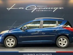 Bleu Utilisé 2010 Peugeot 207 Break | 3 990 € (Prix juste)