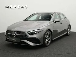 Gris Utilisé 2024 Mercedes A200 AMG line Berline | 36 605 € (Prix juste)