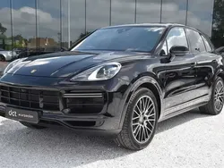 Noir Utilisé 2018 Porsche Cayenne Turbo Chrono SUV | 63 900 €