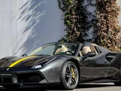Utilisé 2017 Ferrari 488 Coupé | 249 000 € (Prix cher)