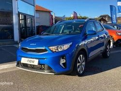 Bleu Utilisé 2025 Kia Stonic Active SUV | 20 999 € (Prix juste)