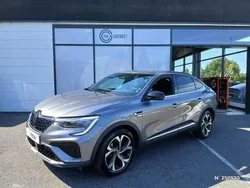 Gris Utilisé 2024 Renault Arkana Techno SUV | 25 999 € (Prix assez cher)