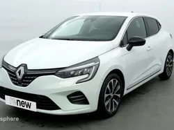 Blanc Utilisé 2023 Renault Clio V Techno Berline | 17 477 € (Prix juste)