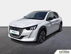 Blanc Utilisé 2022 Peugeot e-208 GT Citadine | 17 688 € (Prix juste)