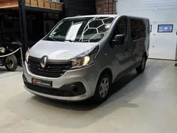 Gris Utilisé 2016 Renault Trafic Zen Van | 23 390 € (Prix assez cher)