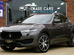 Gris Utilisé 2016 Maserati Levante SUV | 29 990 € (Super prix)