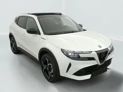 Nouvelle 2025 Alfa Romeo Junior Edizione Speciale | 30 680 € (Prix juste)
