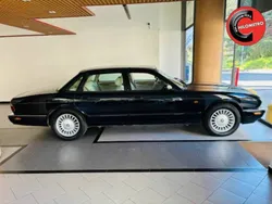 Bleu Utilisé 1998 Jaguar XJ8 Executive Berline | 8 497 €