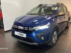 Bleu Utilisé 2023 Dacia Sandero Expression Citadine | 14 999 € (Prix juste)