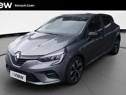 Gris Utilisé 2023 Renault Clio V Evolution Citadine | 15 990 € (Prix juste)