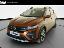 Orange Utilisé 2021 Dacia Sandero Comfort Citadine | 13 499 € (Prix juste)