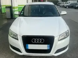 Blanc Utilisé 2011 Audi A3 Sportback S-Line Break | 8 500 € (Prix juste)