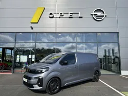 Gris Utilisé 2024 Opel Vivaro-e Combi Van | 45 990 €
