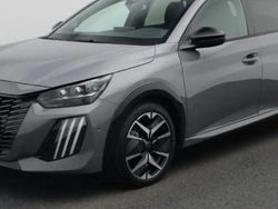 Gris Utilisé 2024 Peugeot 208 GT Citadine | 21 970 € (Prix juste)