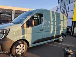 Bleu Nouvelle 2025 Renault Master Van | 49 999 €