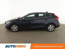 Bleu Utilisé 2015 Volvo V40 Business Edition Break | 12 290 € (Prix assez cher)