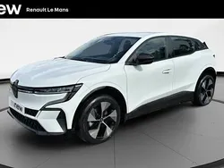 Blanc Utilisé 2022 Renault Mégane Equilibre Berline | 20 890 € (Prix juste)