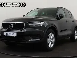 Noir Utilisé 2020 Volvo XC40 Momentum SUV | 22 995 € (Bon prix)