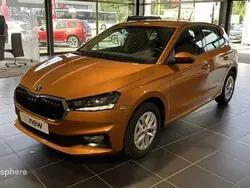 Bleu Utilisé 2022 Skoda Fabia Style Berline | 16 799 € (Prix juste)