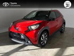 Biton rouge piment premium/toit noir Occasion 2024 Toyota Aygo X Design SUV | 16 990 € (Prix juste)