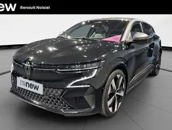 Noir Utilisé 2022 Renault Mégane Techno Berline | 25 990 € (Prix juste)