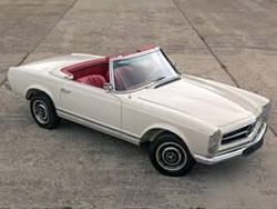 Blanc Utilisé 1967 Mercedes 230 Cabriolet | 74 900 €