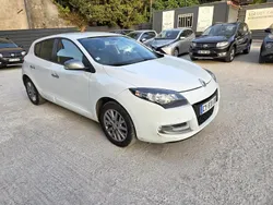 Blanc Utilisé 2013 Renault Mégane III LIMITED Berline | 4 990 € (Super prix)