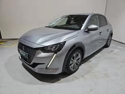 Gris Utilisé 2021 Peugeot e-208 Allure Citadine | 14 989 € (Prix juste)