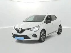 Blanc Occasion 2023 Renault Clio V Berline | 14 490 € (Prix juste)