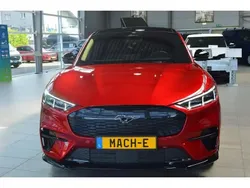 Rouge Nouvelle 2025 Ford Mustang Mach-E GT Extended Range SUV | 61 049 €