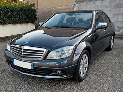 Utilisé 2008 Mercedes C220 Berline | 11 790 € (Prix juste)
