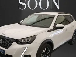 Utilisé 2021 Peugeot 2008 Allure SUV | 17 990 € (Prix juste)