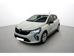 Utilisé 2024 Renault Clio V Evolution Citadine | 15 690 € (Prix juste)