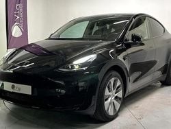 Noir Utilisé 2023 Tesla Model Y Standard Range SUV | 34 990 € (Prix juste)