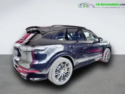 Utilisé 2019 Porsche Cayenne Turbo S SUV | 114 500 € (Prix juste)