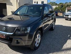 Gris Utilisé 2011 Suzuki Grand Vitara SUV | 11 900 €