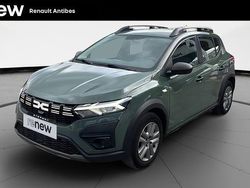Vert Utilisé 2023 Dacia Sandero Essentiel Citadine | 13 999 € (Prix juste)