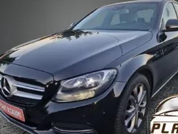 Noir Utilisé 2014 Mercedes C220 Berline | 12 990 € (Prix assez cher)
