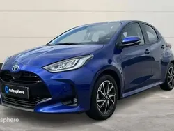 Bleu Utilisé 2023 Toyota Yaris Hybrid Design Berline | 21 999 € (Prix juste)