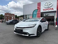 Utilisé 2024 Toyota Prius Design Citadine | 38 990 € (Prix cher)