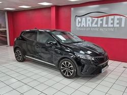 Noir Utilisé 2024 Renault Clio V Techno Berline | 13 990 € (Bon prix)