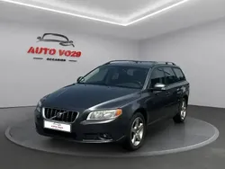 Gris Utilisé 2008 Volvo V70 Momentum Break | 8 990 €